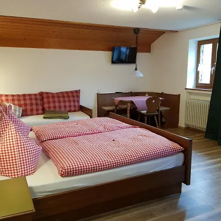 Haus Matzl Gasthof *